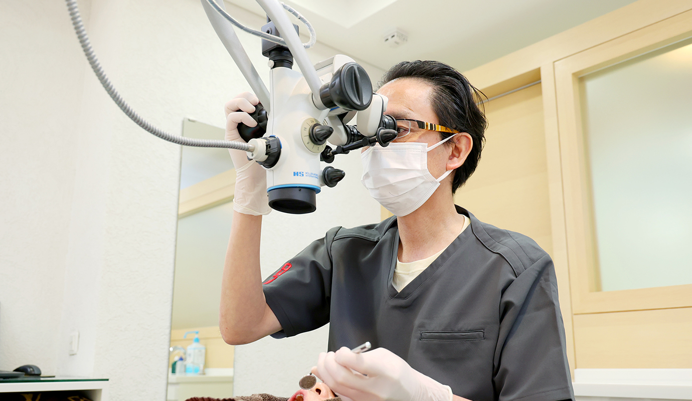 マイクロで診療中の風景